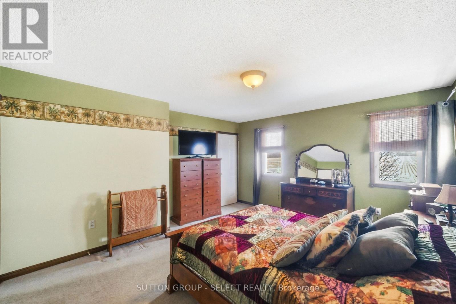 77242 London Road, Huron East (Tuckersmith), ON - Indoor Photo Showing Bedroom