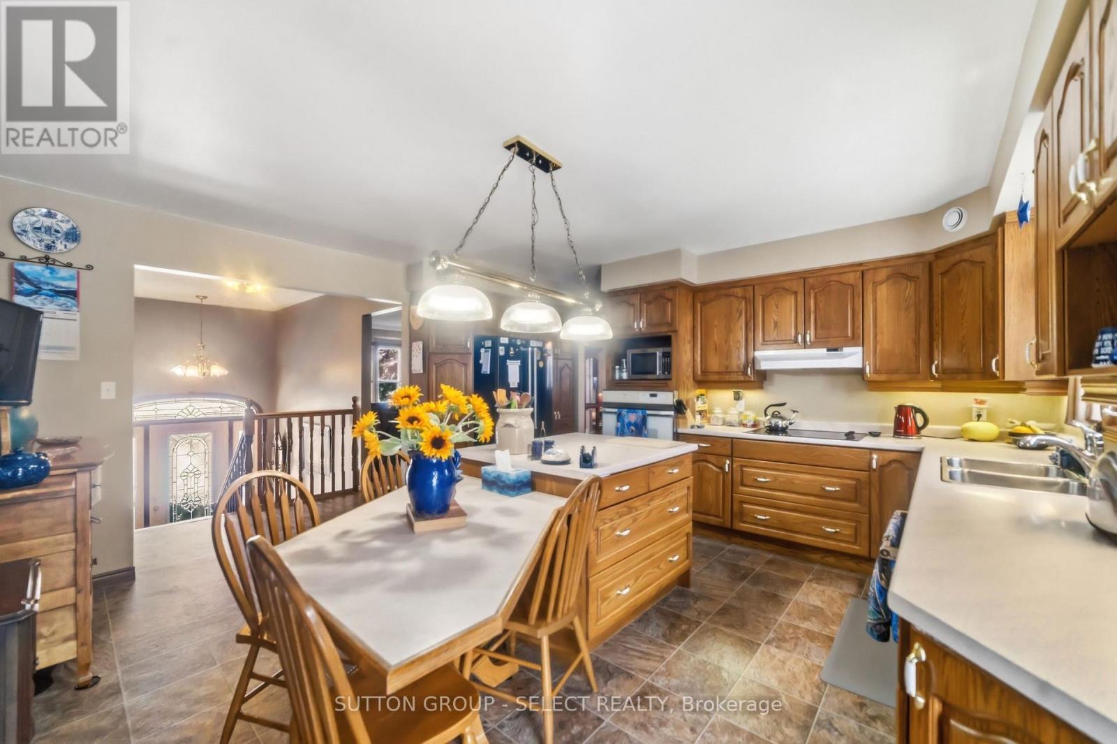 77242 London Road, Huron East (Tuckersmith), ON - Indoor