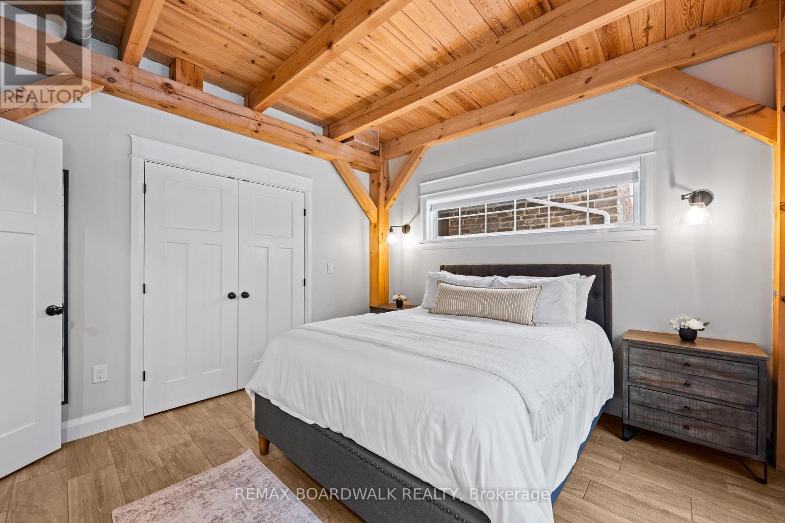 Primary Bedroom - Main Level - 4701 4Th Concession Road, Augusta, ON - Indoor Photo Showing Bedroom