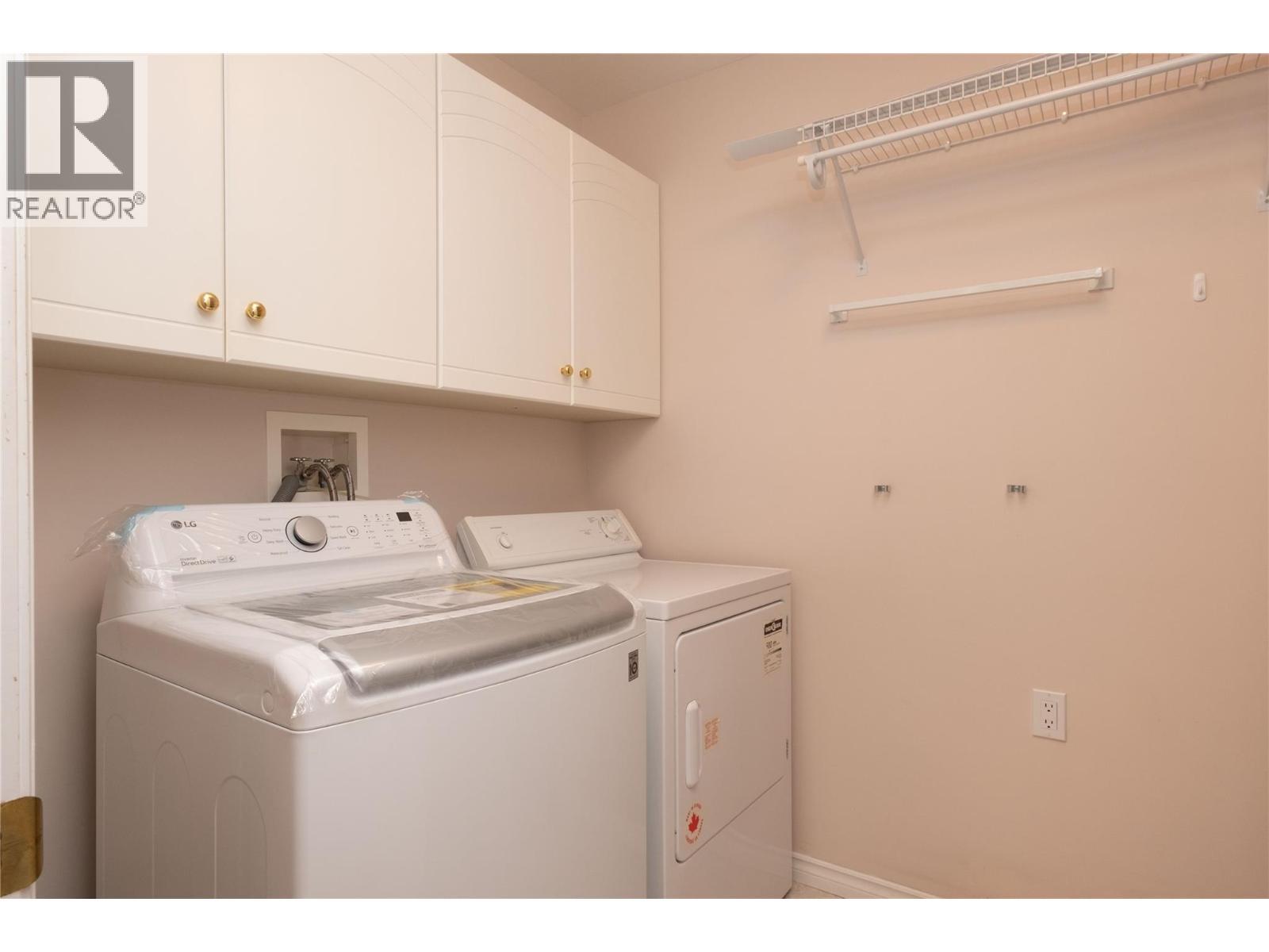 8416 Jubilee Road Unit# 306, Summerland, BC - Indoor Photo Showing Laundry Room