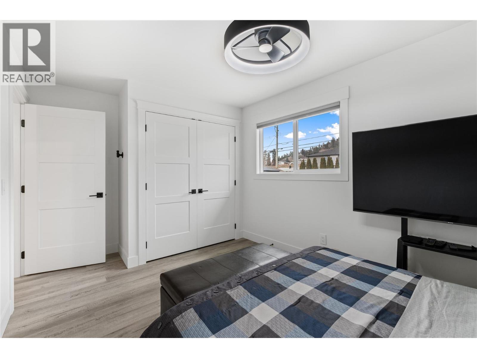 932 Mccartney Road, West Kelowna, BC - Indoor