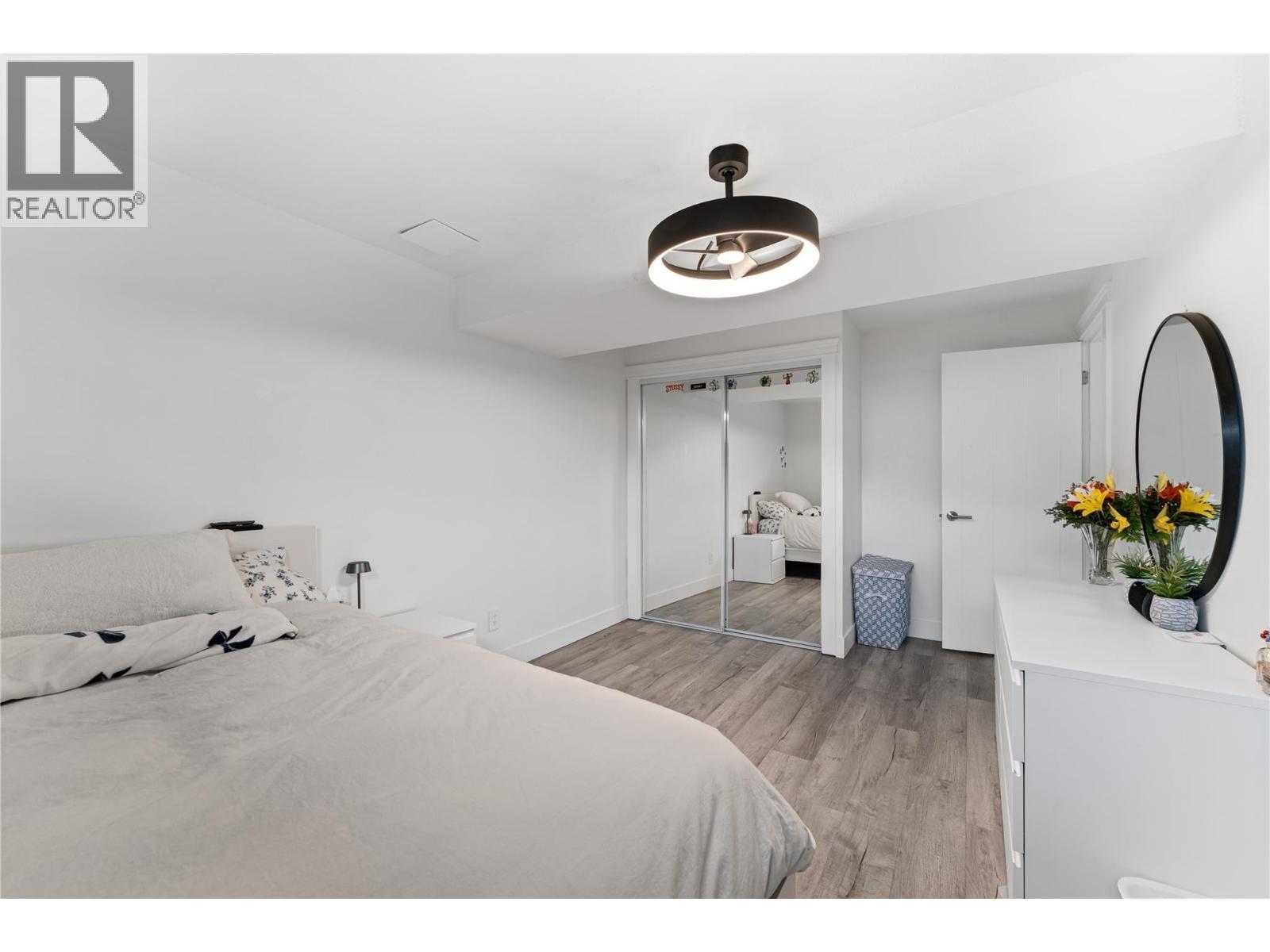 932 Mccartney Road, West Kelowna, BC - Indoor Photo Showing Bedroom