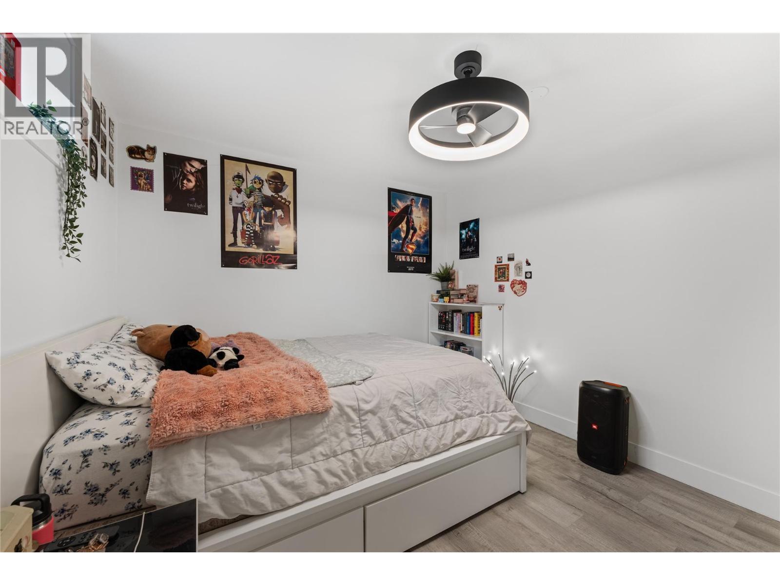 932 Mccartney Road, West Kelowna, BC - Indoor Photo Showing Bedroom