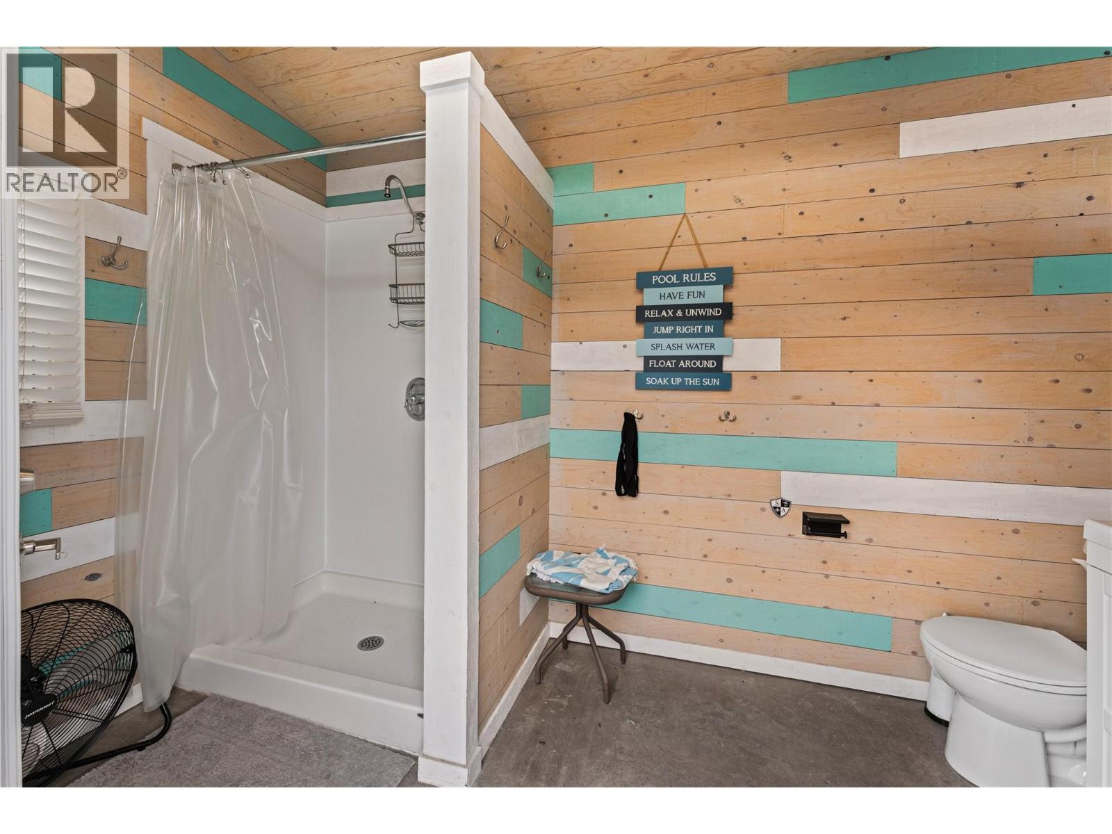 932 Mccartney Road, West Kelowna, BC - Indoor Photo Showing Bathroom