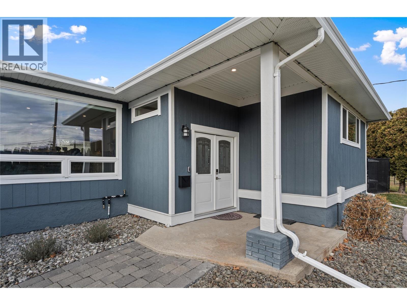 932 Mccartney Road, West Kelowna, BC - Outdoor