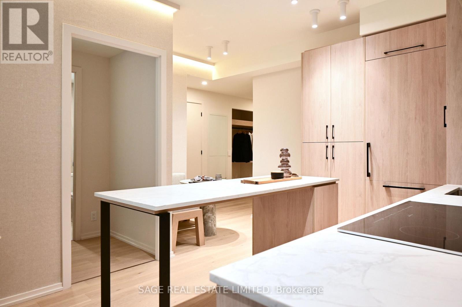 101 - 109 Erskine Avenue, Toronto, ON - Indoor Photo Showing Office