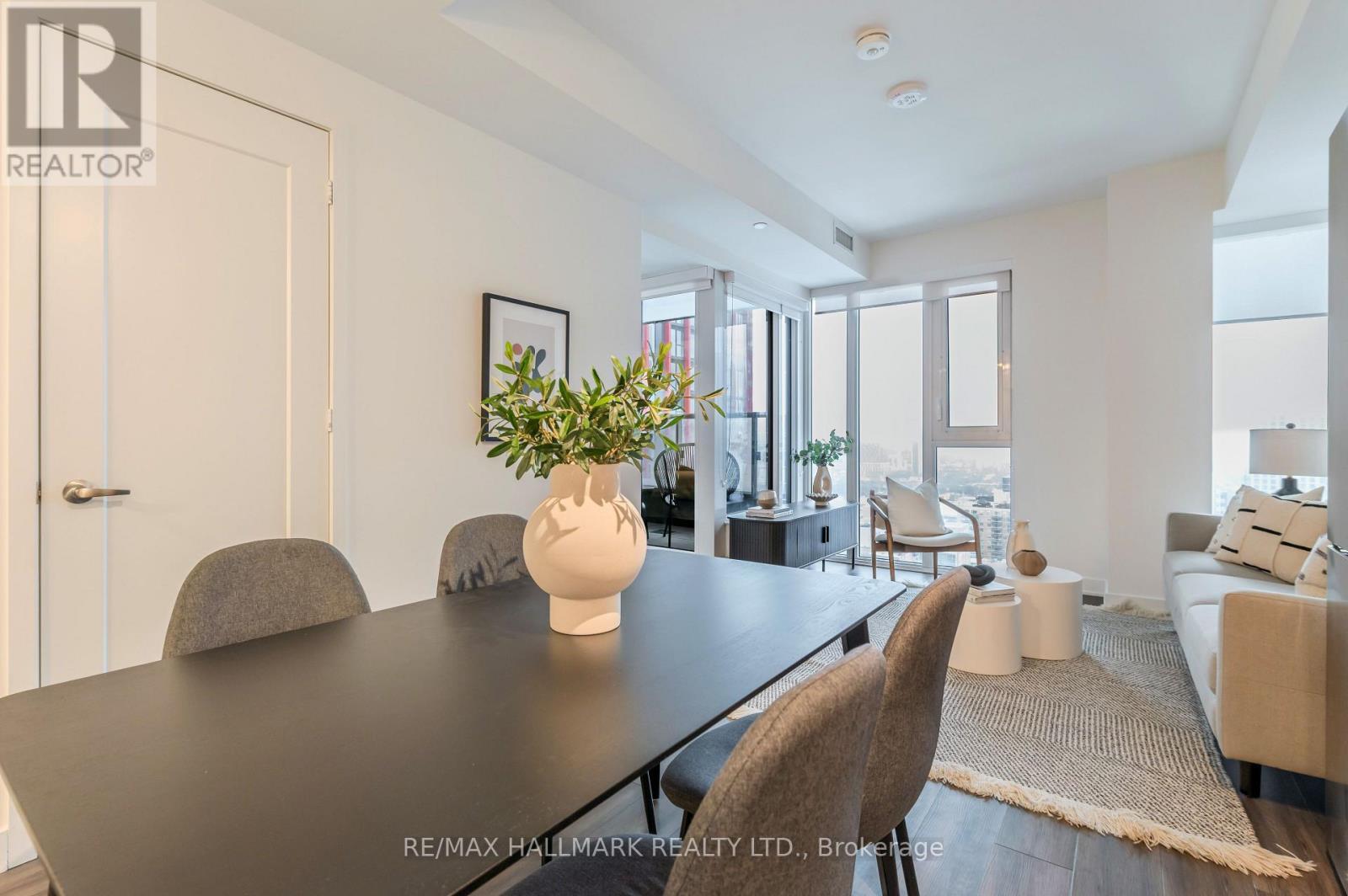 2401 E - 70 Princess Street, Toronto, ON - Indoor Photo Showing Office