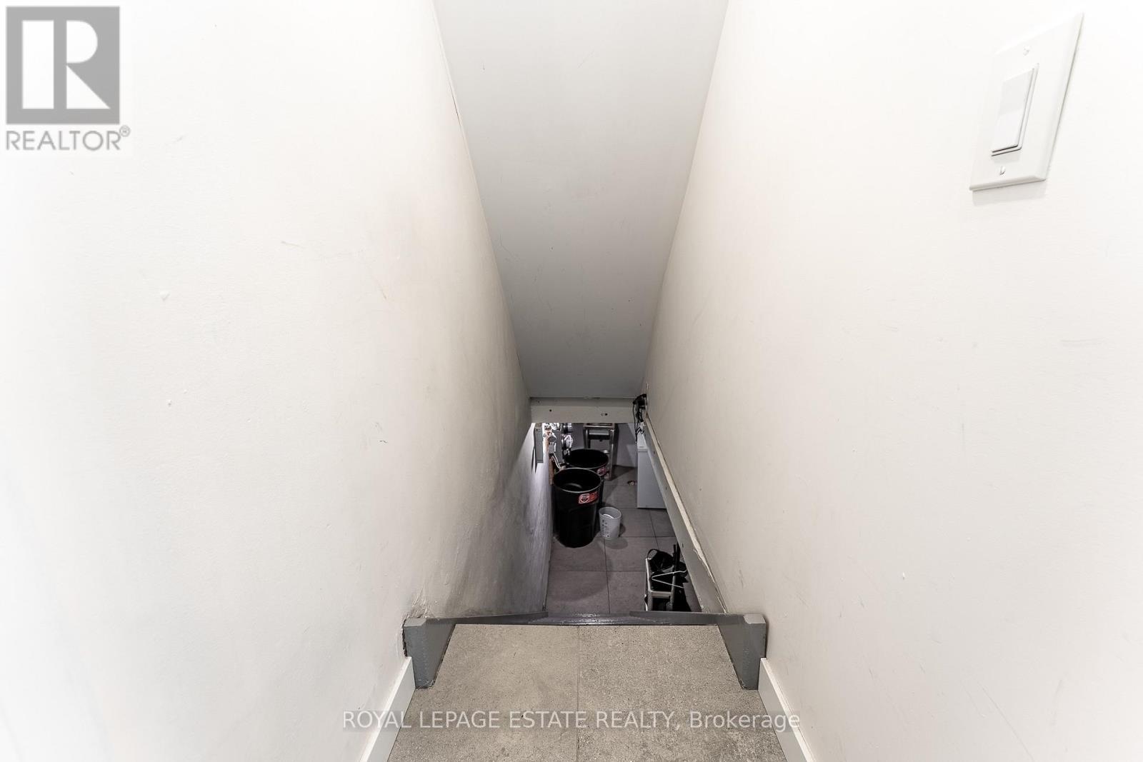 1007 Kingston Road, Toronto, ON