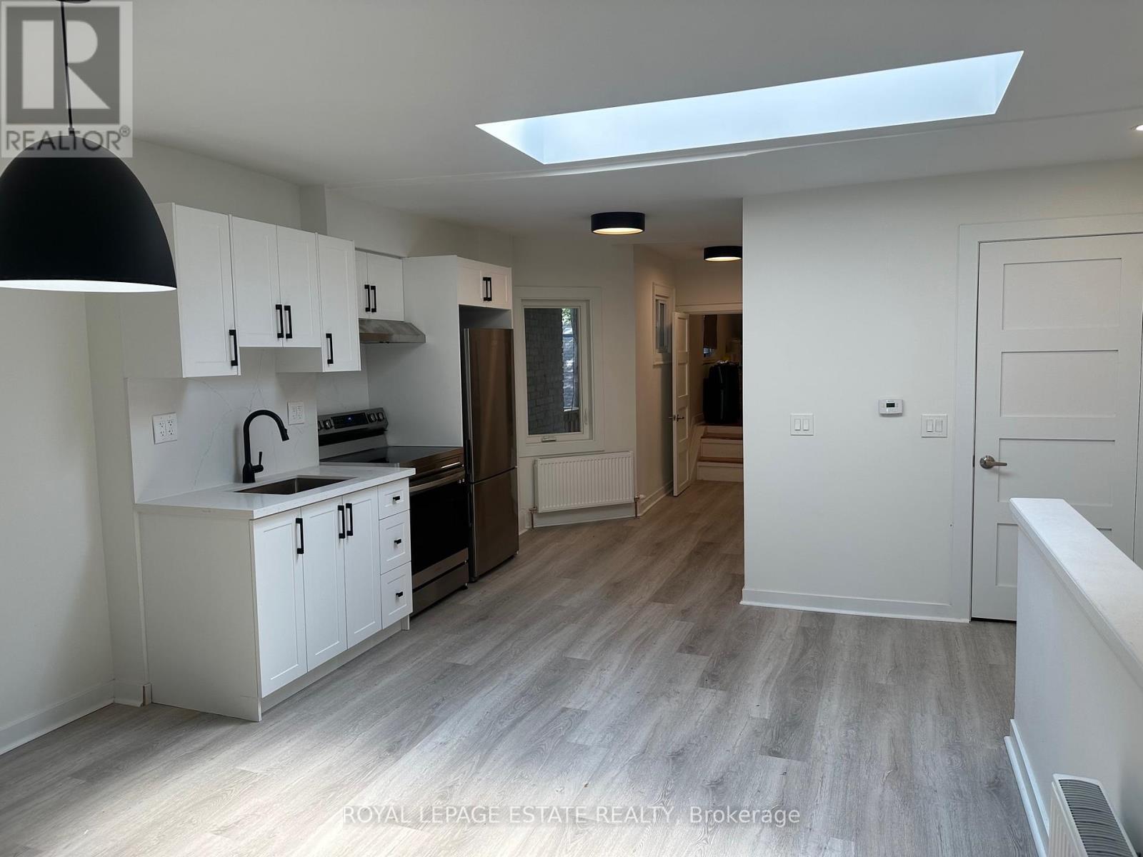 1007 Kingston Road, Toronto, ON