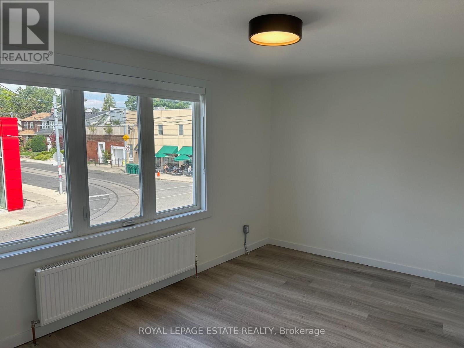 1007 Kingston Road, Toronto, ON