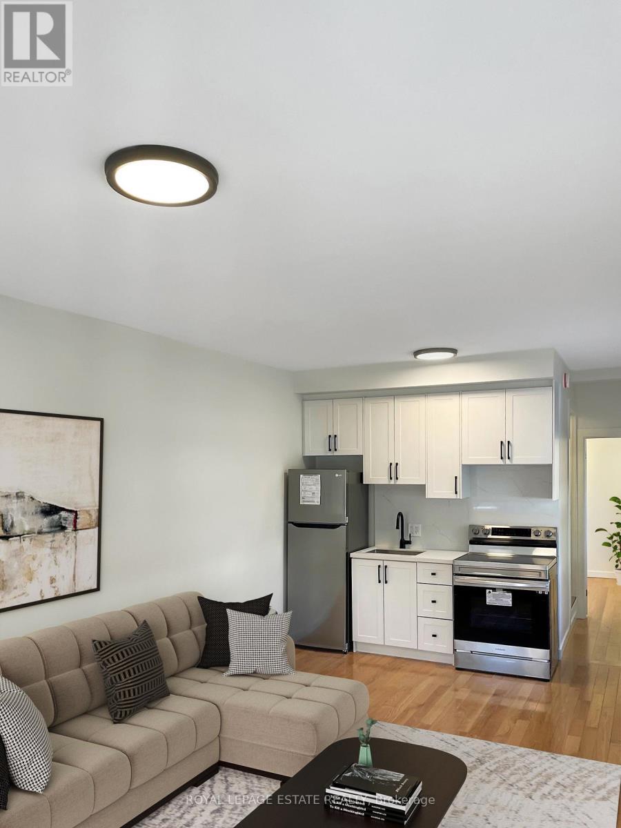 1007 Kingston Road, Toronto, ON