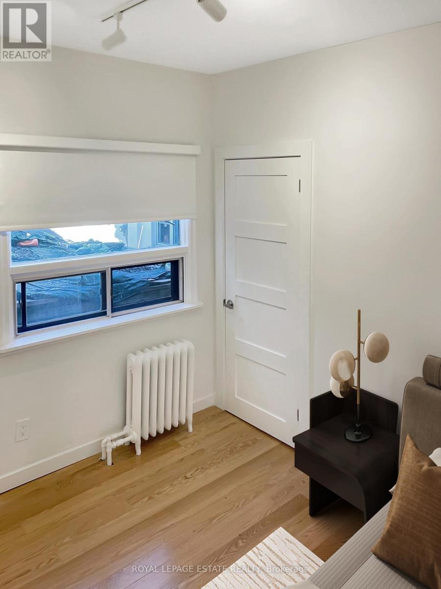 1007 Kingston Road, Toronto, ON