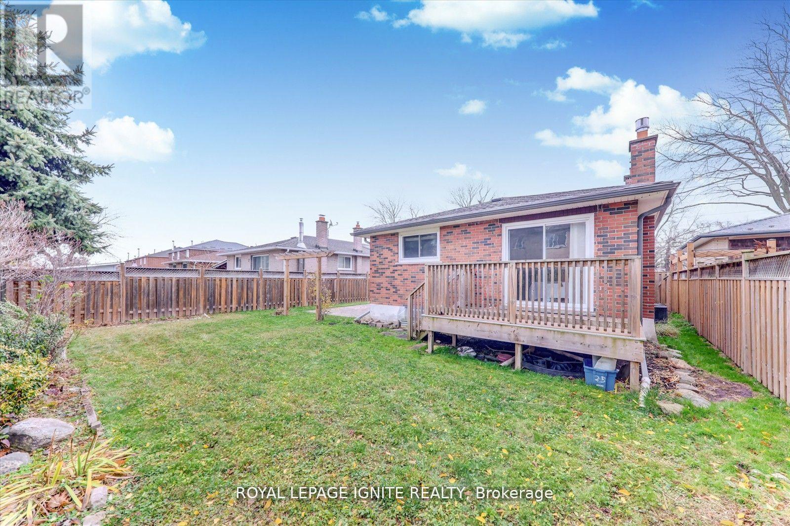 Bsmt - 4010 Ellesmere Road, Toronto, ON - Outdoor With Deck Patio Veranda
