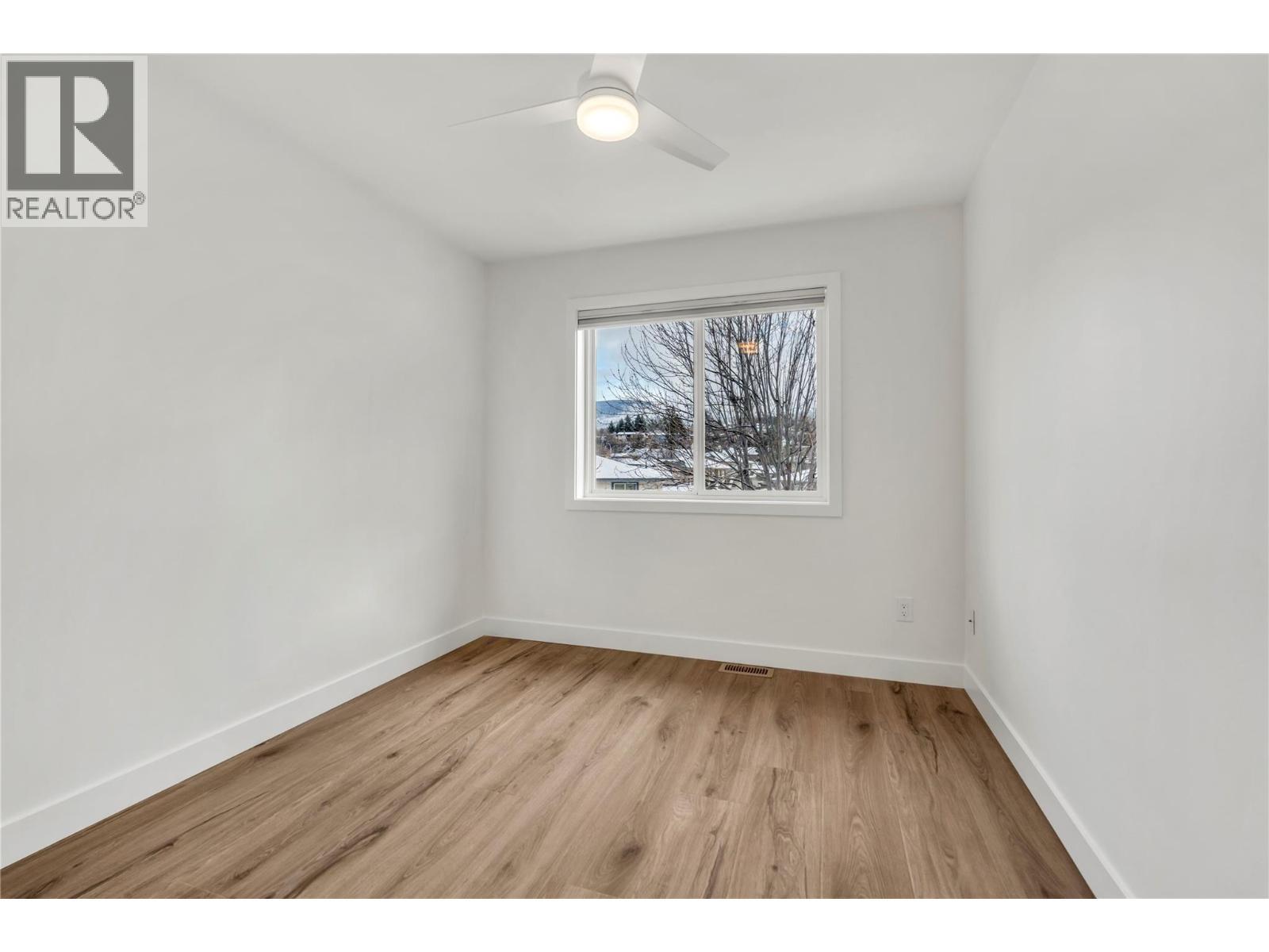 48 Galt Avenue Unit# 105, Penticton, BC - Indoor Photo Showing Other Room