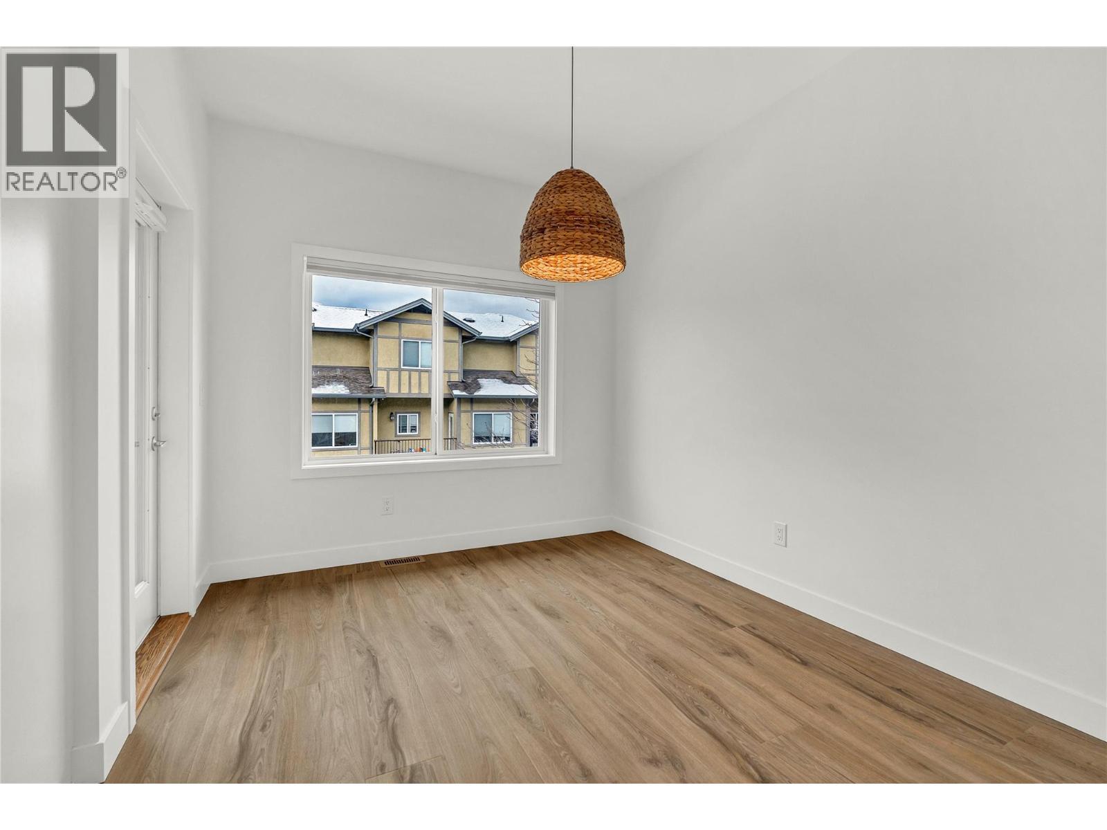 48 Galt Avenue Unit# 105, Penticton, BC - Indoor Photo Showing Other Room