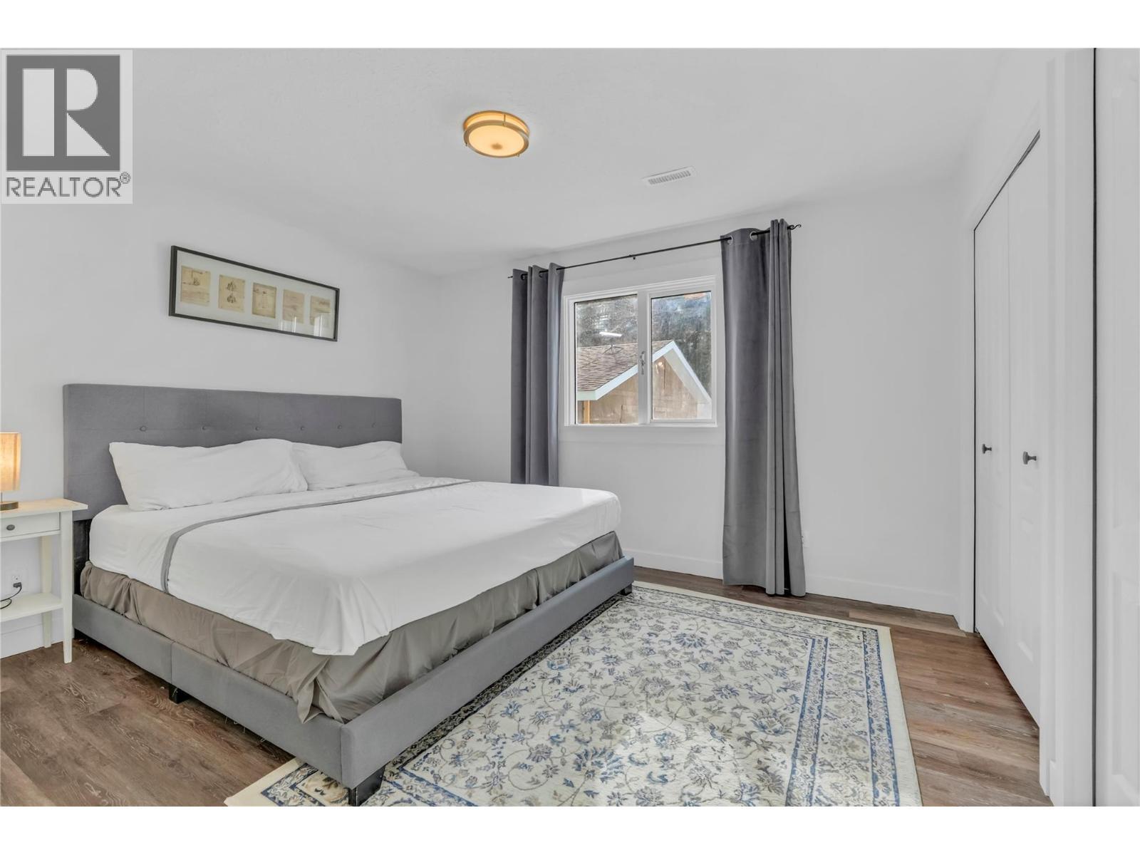 1086 Seven Mile Road, Princeton, BC - Indoor Photo Showing Bedroom