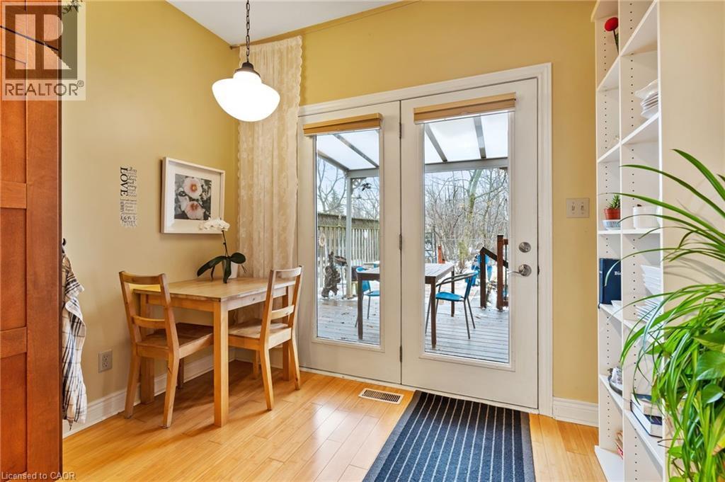 5114 Meadowood Lane, Beamsville, ON - Indoor