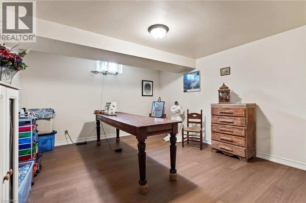 5114 Meadowood Lane, Beamsville, ON - Indoor