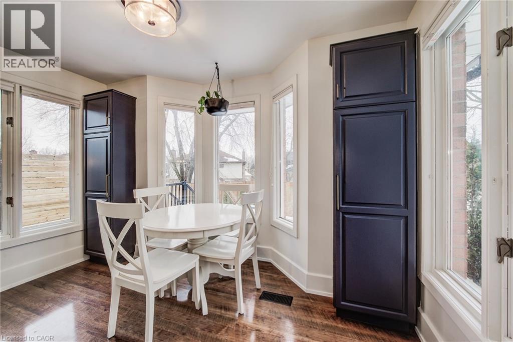 89 Biehn Drive, Kitchener, ON - Indoor Photo Showing Dining Room