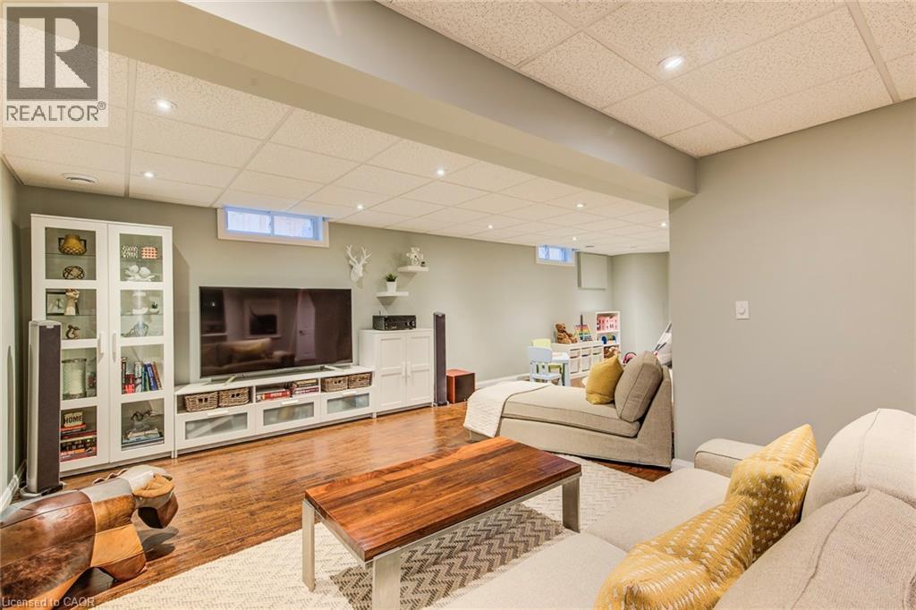 89 Biehn Drive, Kitchener, ON - Indoor