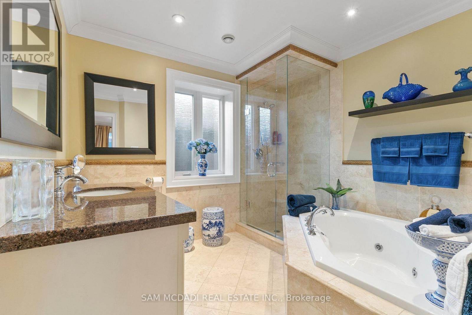 1522 Glenhill Crescent, Mississauga, ON - Indoor Photo Showing Bathroom