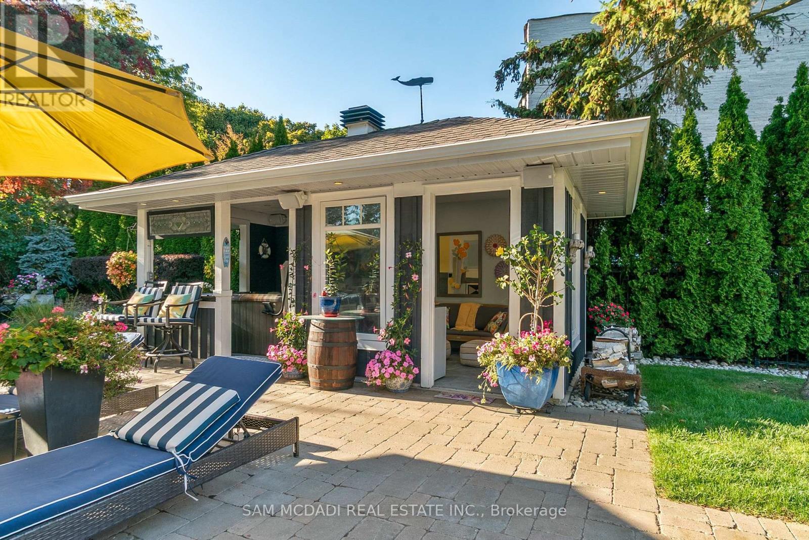 1522 Glenhill Crescent, Mississauga, ON - Outdoor With Deck Patio Veranda