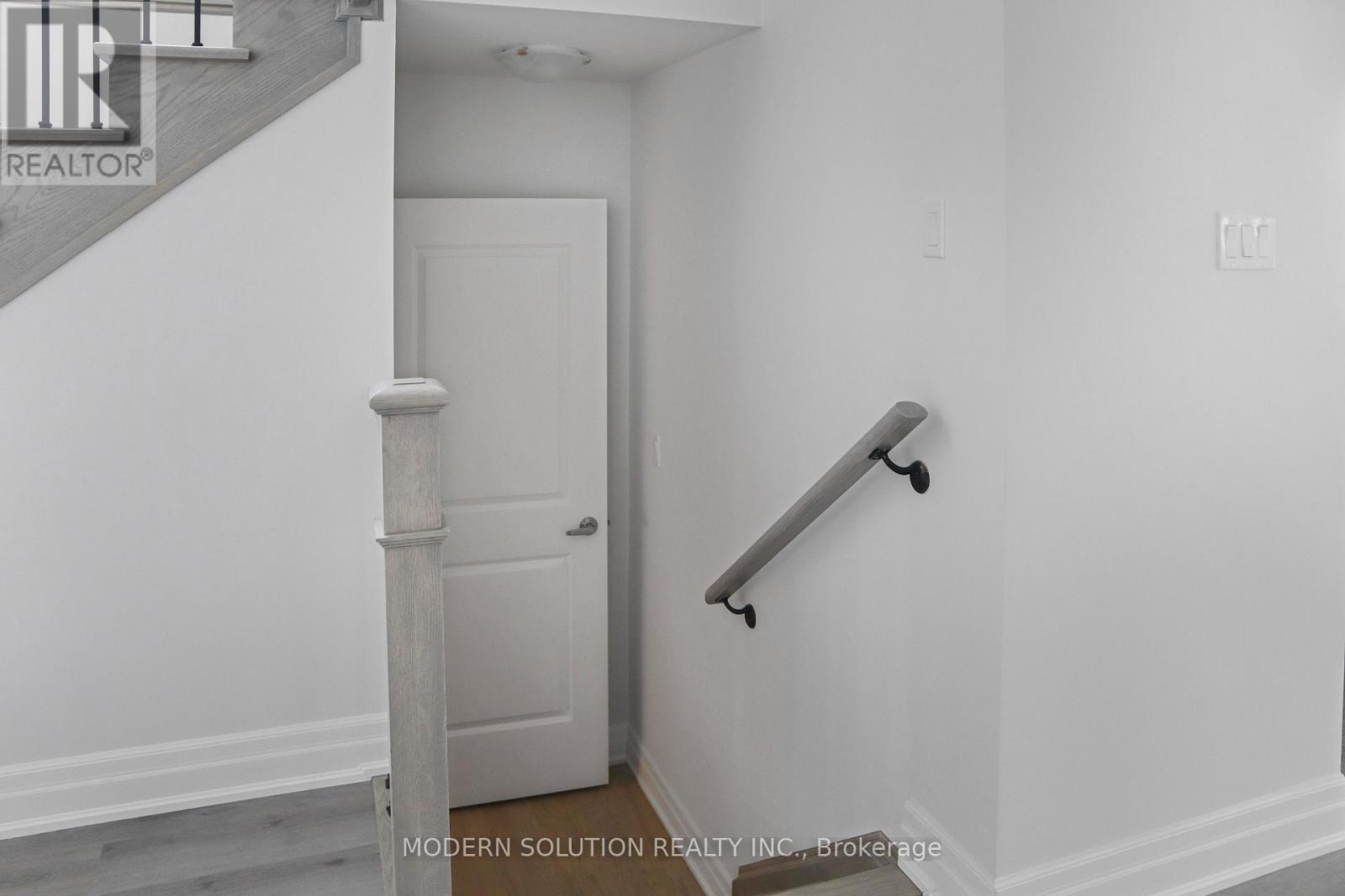 58 Del Ray Crescent, Wasaga Beach, ON - Indoor Photo Showing Other Room