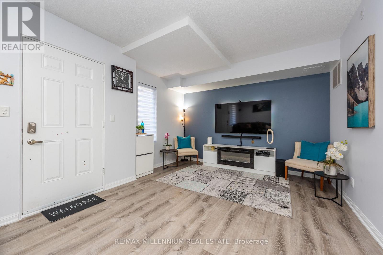 1034 - 3045 Finch Avenue E, Toronto, ON - Indoor