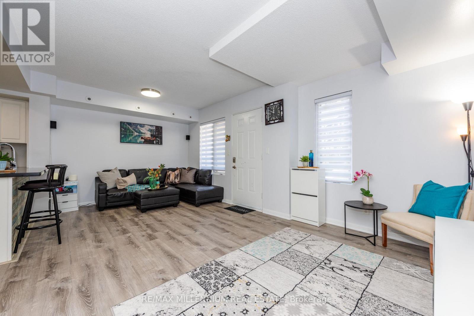 1034 - 3045 Finch Avenue E, Toronto, ON - Indoor