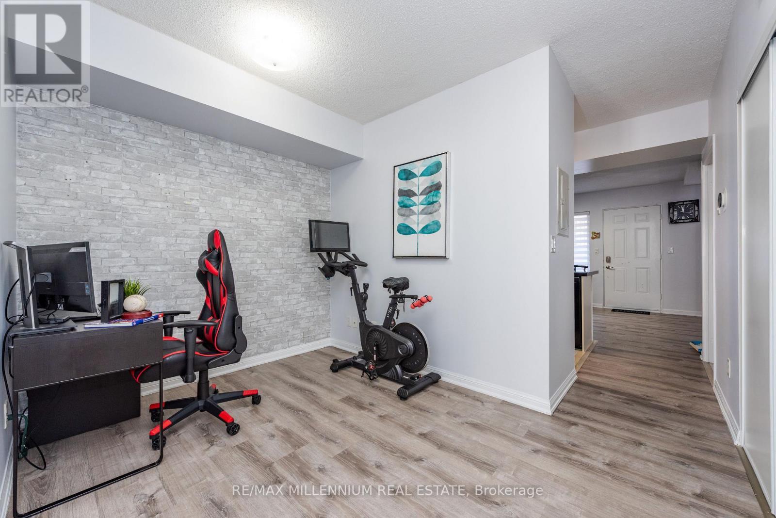 1034 - 3045 Finch Avenue E, Toronto, ON - Indoor