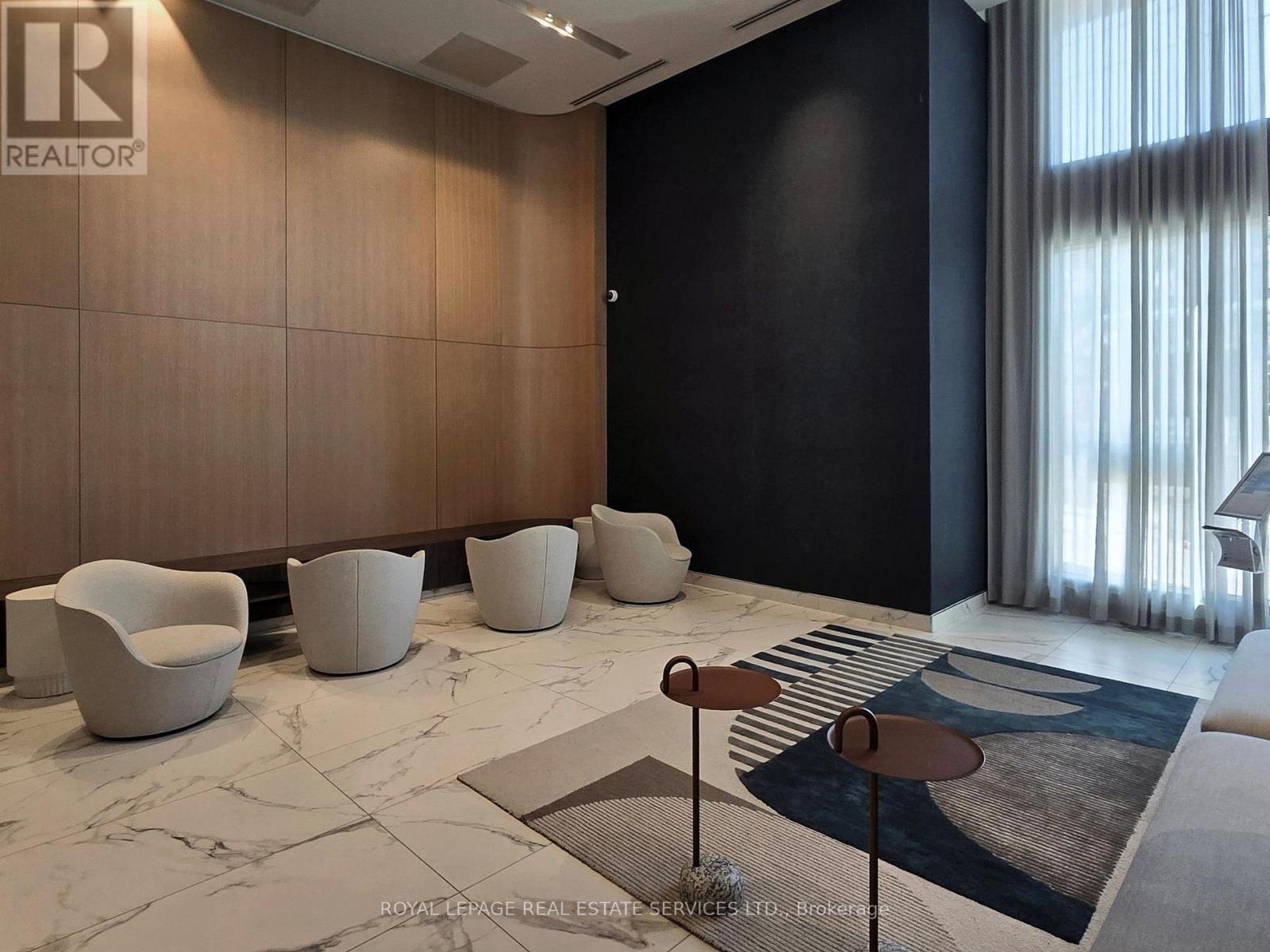 614 - 1195 The Queensway, Toronto, ON - Indoor