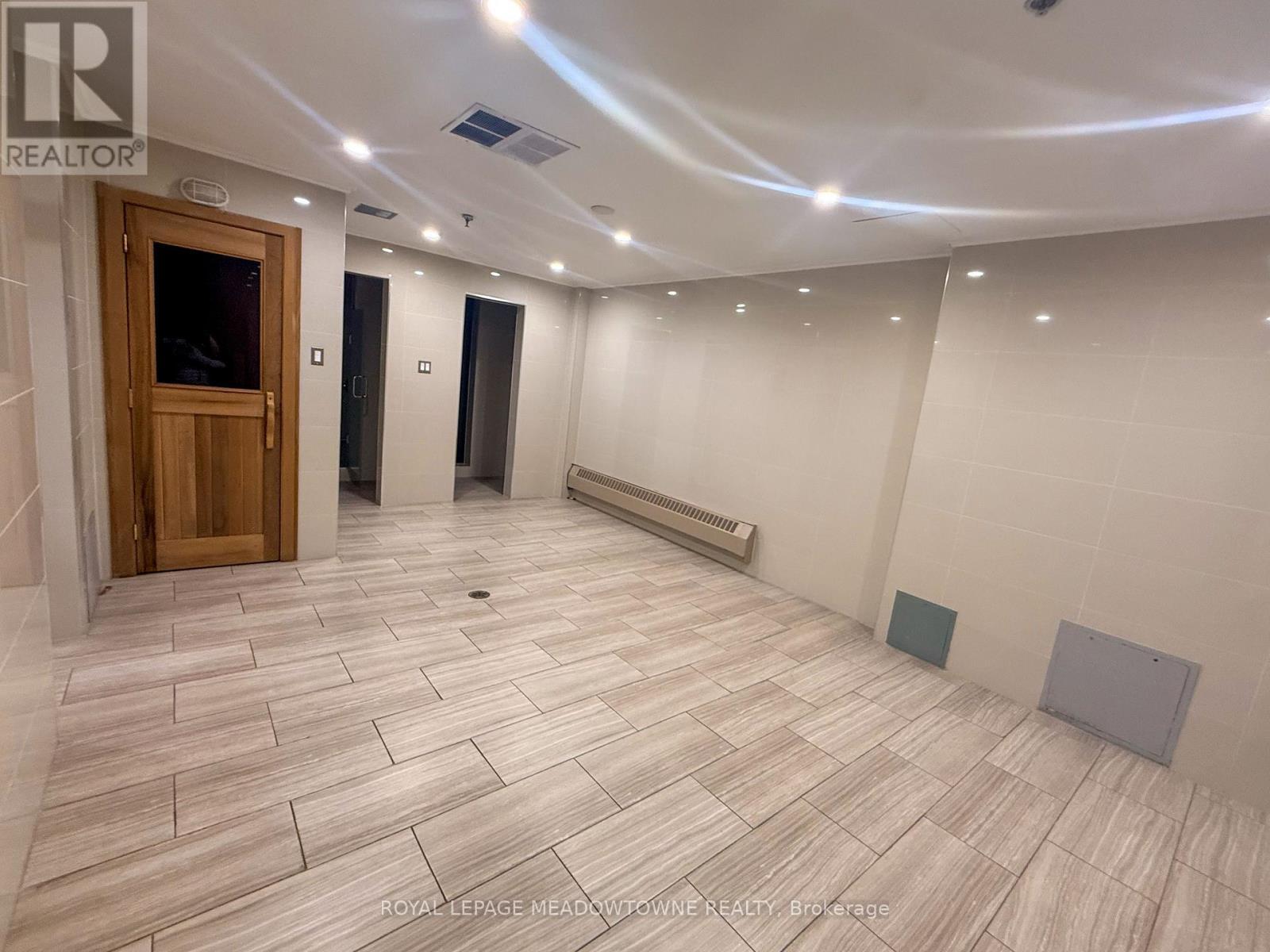 704 - 1338 York Mills Road, Toronto, ON - Indoor Photo Showing Other Room