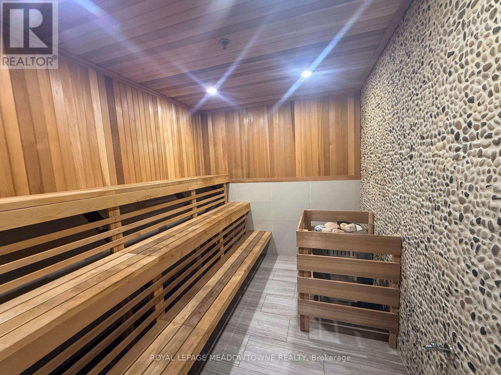 704 - 1338 York Mills Road, Toronto, ON - Indoor Photo Showing Other Room