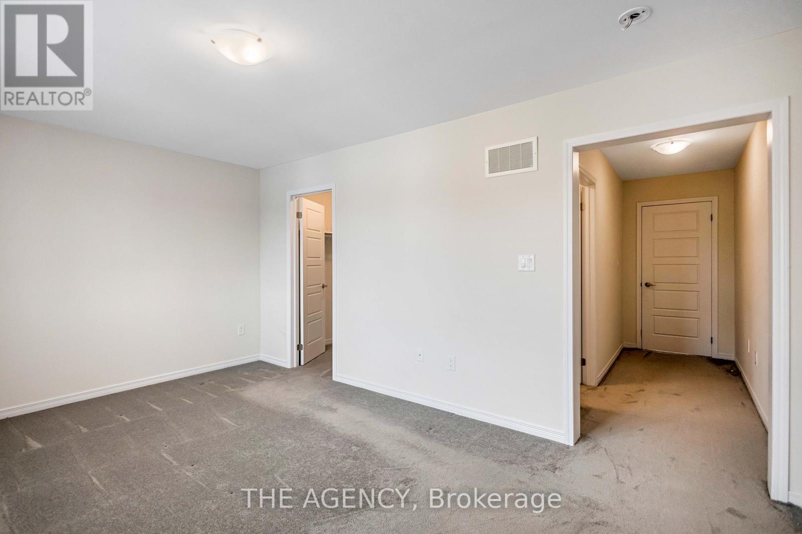 36 Maclachlan Avenue, Haldimand, ON - Indoor Photo Showing Other Room