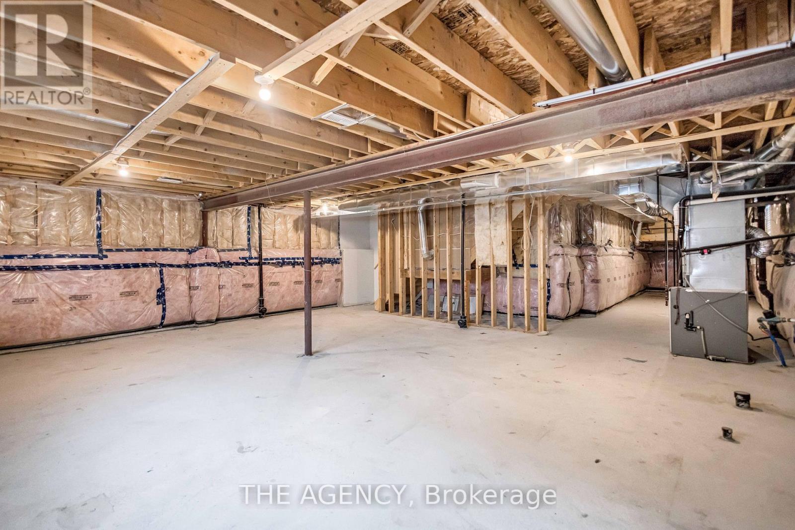 36 Maclachlan Avenue, Haldimand, ON - Indoor Photo Showing Basement