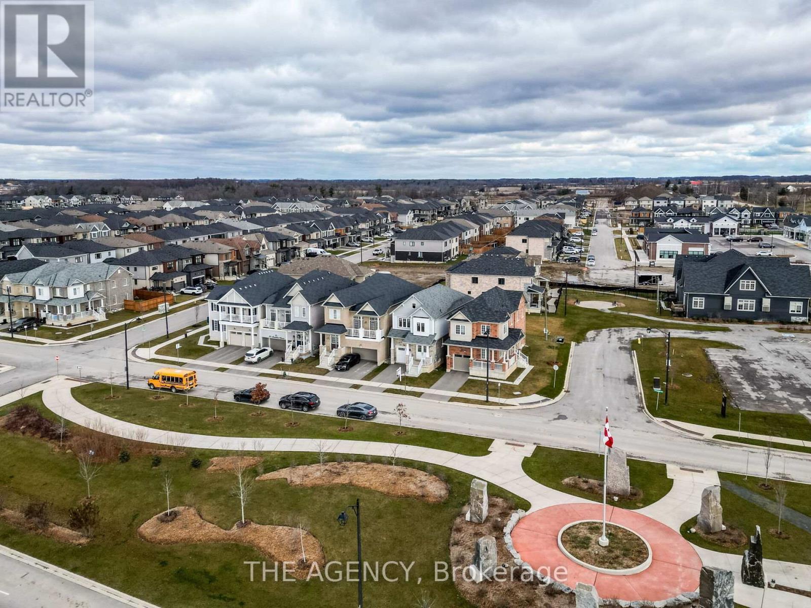 36 Maclachlan Avenue, Haldimand, ON - Outdoor With View