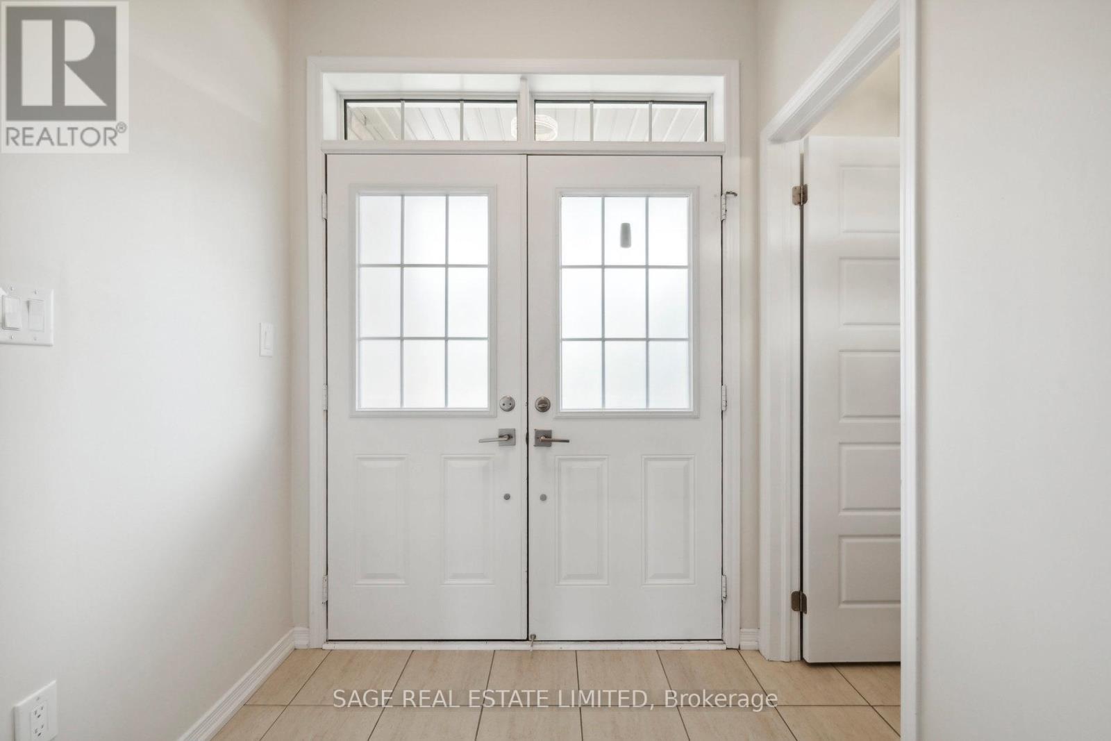 5 Legacy Lane, Thorold, ON - Indoor Photo Showing Other Room