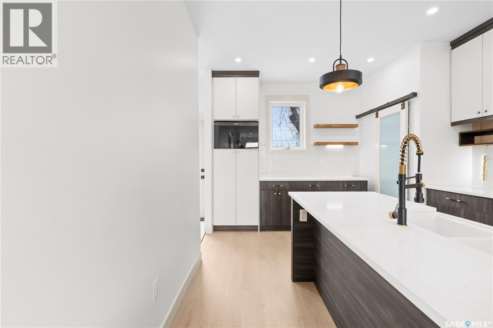 426 Empress Street, Saskatoon, SK - Indoor Photo Showing Kitchen