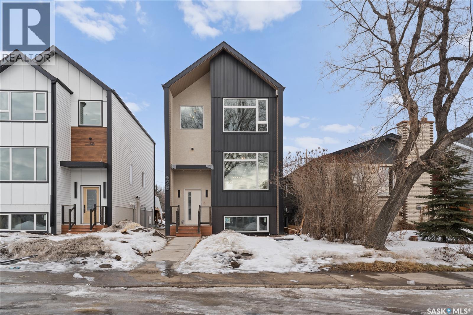 426 Empress Street, Saskatoon, SK - Outdoor
