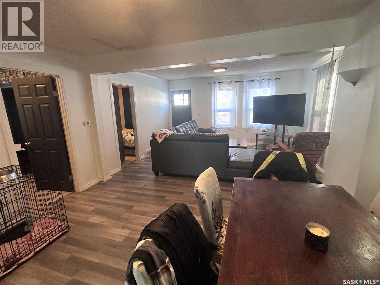 318 Aldridge Street, Bienfait, SK - Indoor