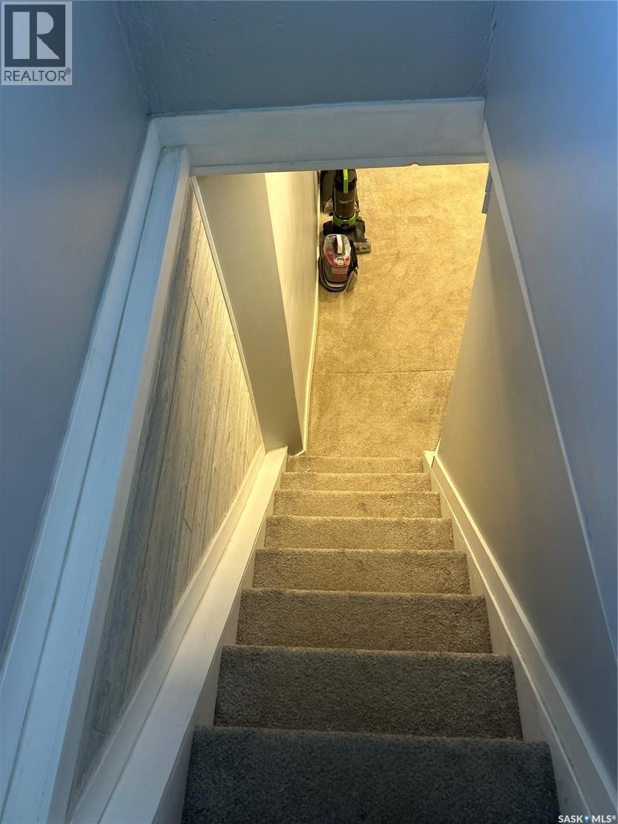 318 Aldridge Street, Bienfait, SK - Indoor Photo Showing Other Room