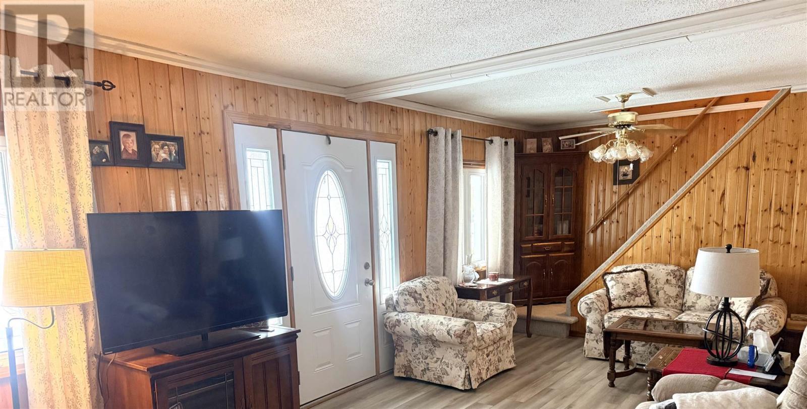 68 Elliott Rd, Sault Ste. Marie, ON - Indoor