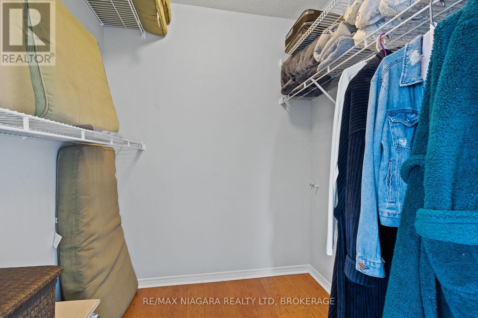 402 - 5100 Dorchester Road, Niagara Falls (Morrison), ON - Indoor With Storage