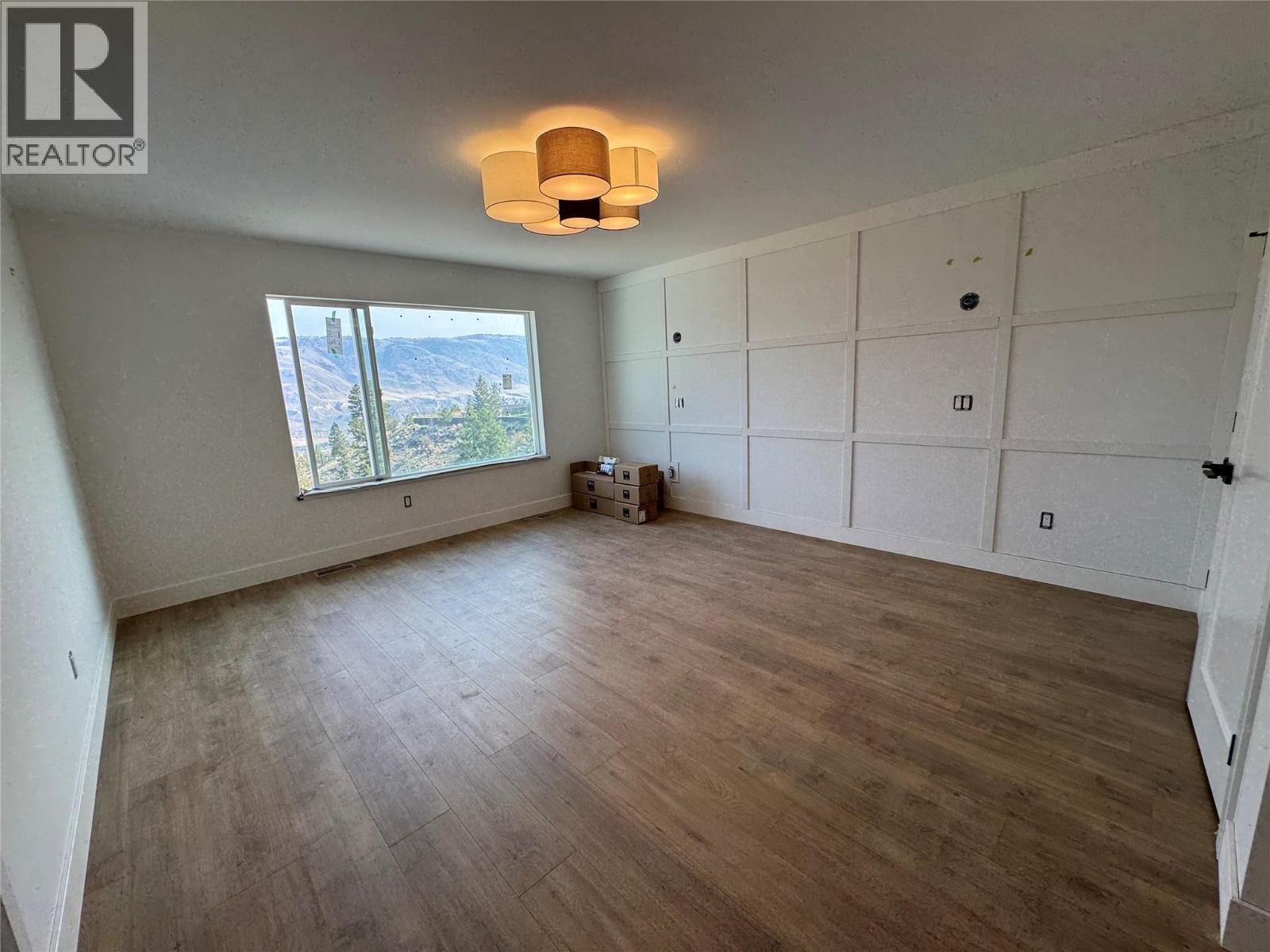 Primary bedroom - 2170 Galore Crescent, Kamloops, BC - Indoor
