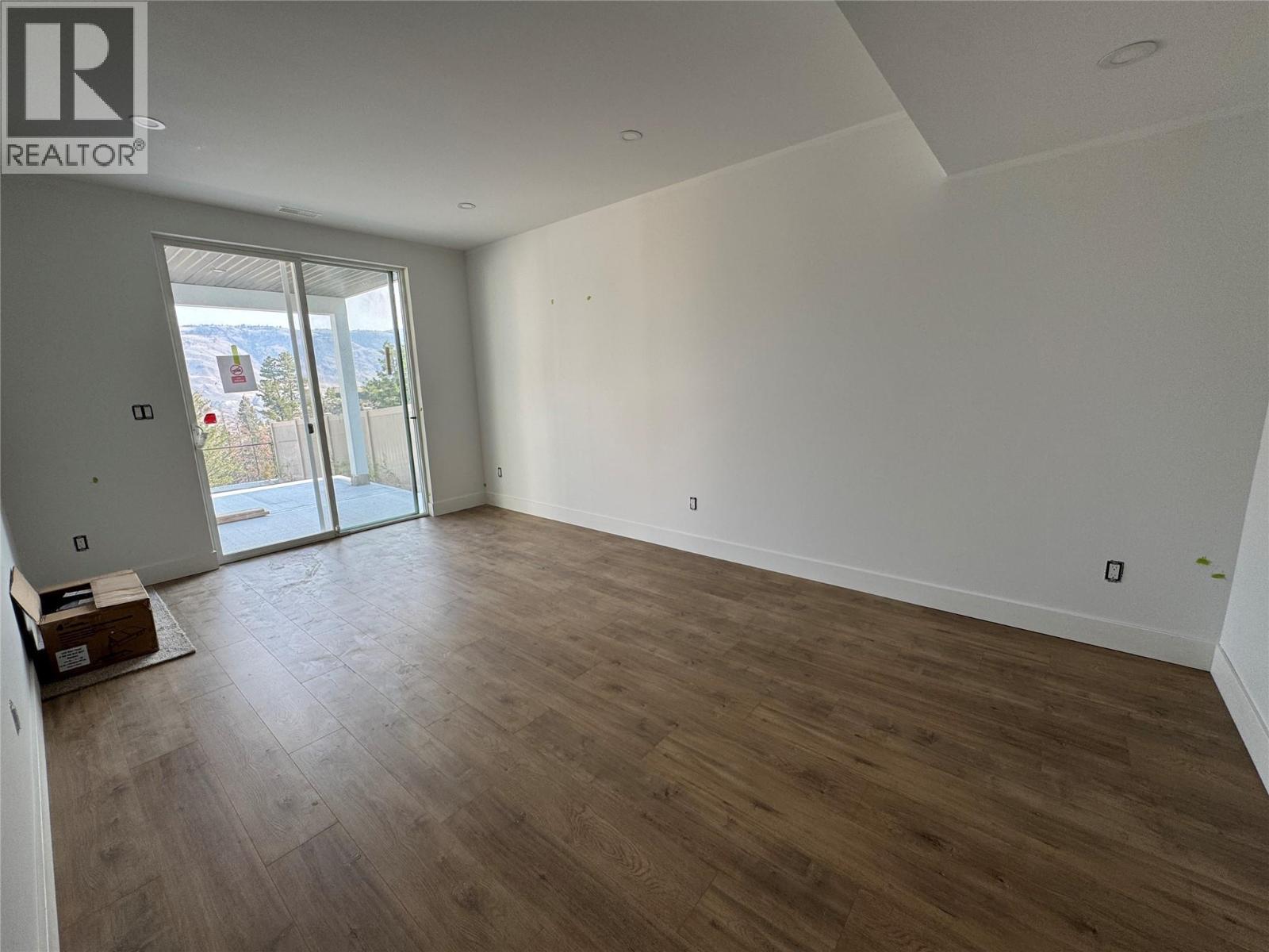 Basement rec room - 2170 Galore Crescent, Kamloops, BC - Indoor Photo Showing Other Room
