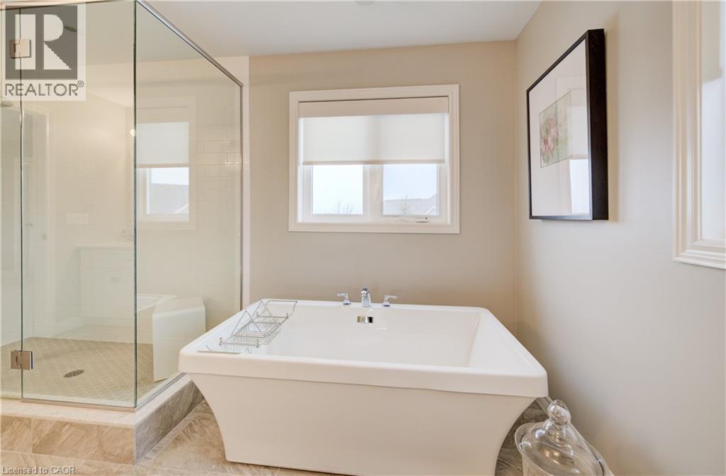24 Festival Way, Binbrook, ON - Indoor Photo Showing Bathroom