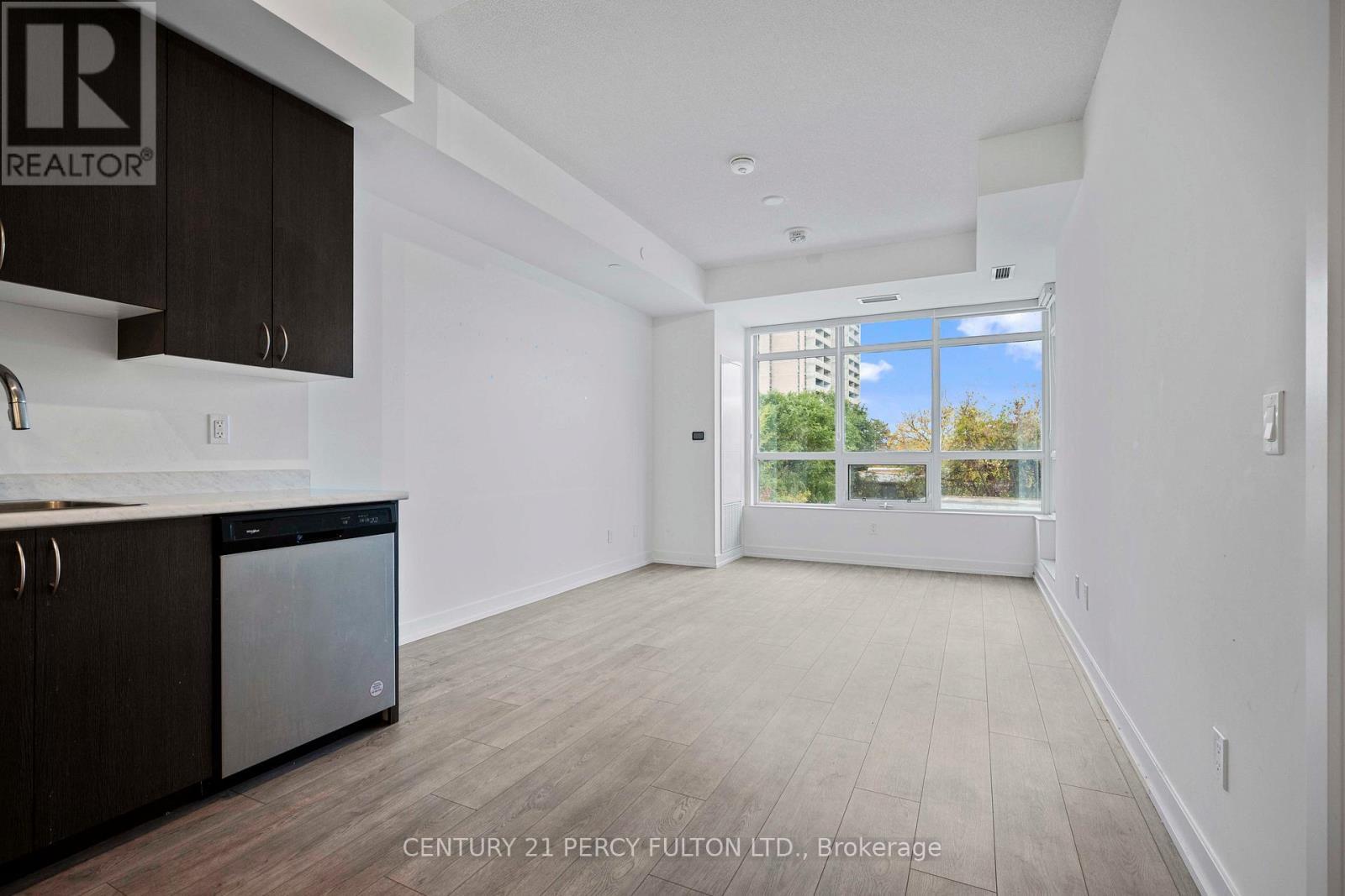 204 - 10 Wilby Crescent, Toronto, ON - Indoor