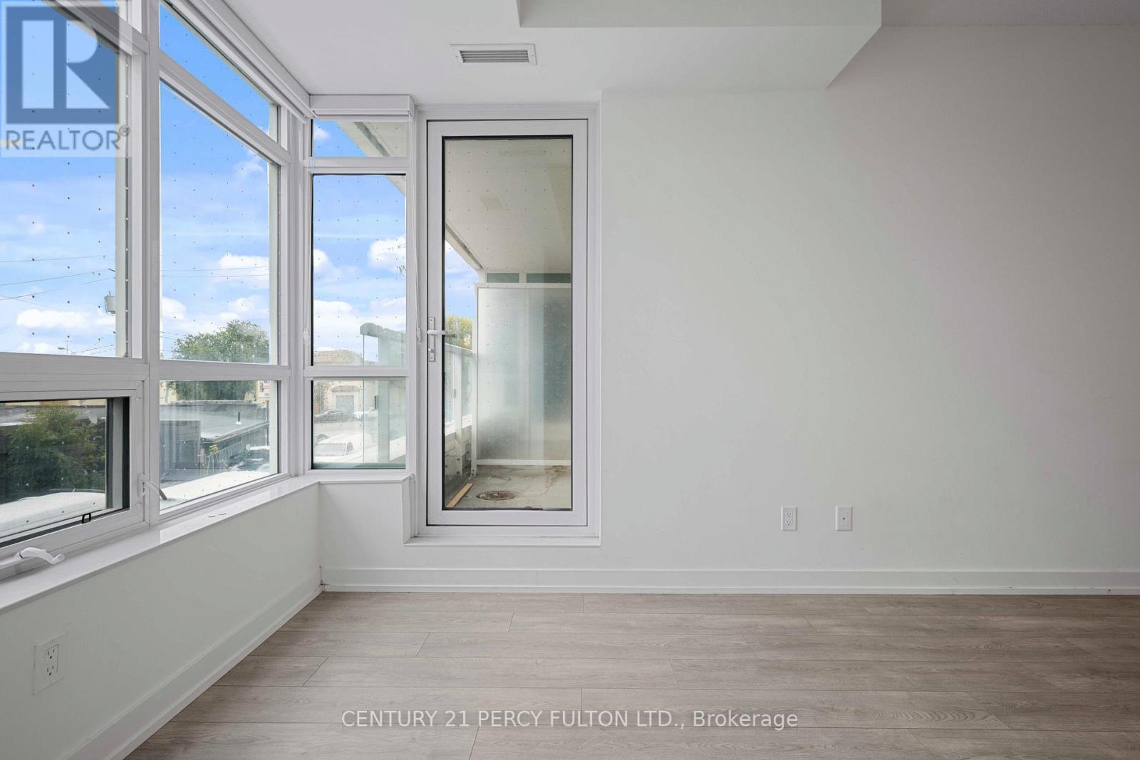 204 - 10 Wilby Crescent, Toronto, ON - Indoor Photo Showing Other Room