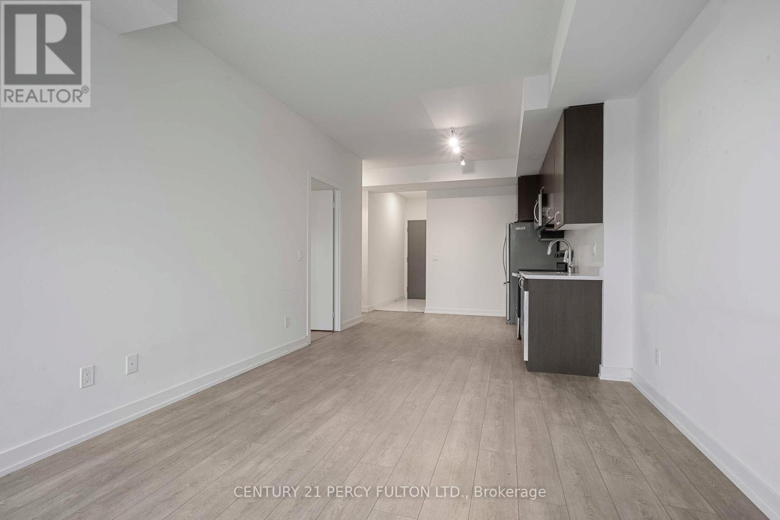 204 - 10 Wilby Crescent, Toronto, ON - Indoor