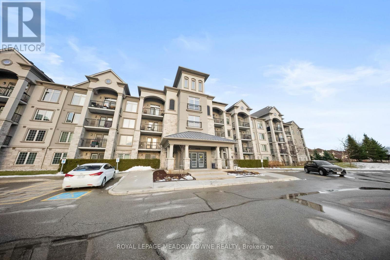 310 - 1470 Main Street E, Milton, ON - Outdoor With Balcony With Facade